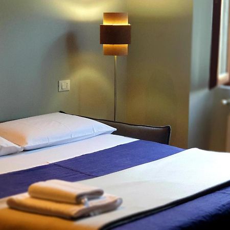 Bb26 Piave Apartment City Center Cremona Luaran gambar